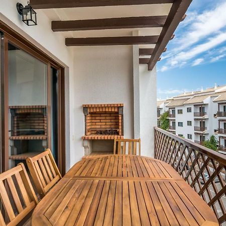 Carob Apartment - By Mayoral Ольюш-ди-Агуа  Экстерьер фото